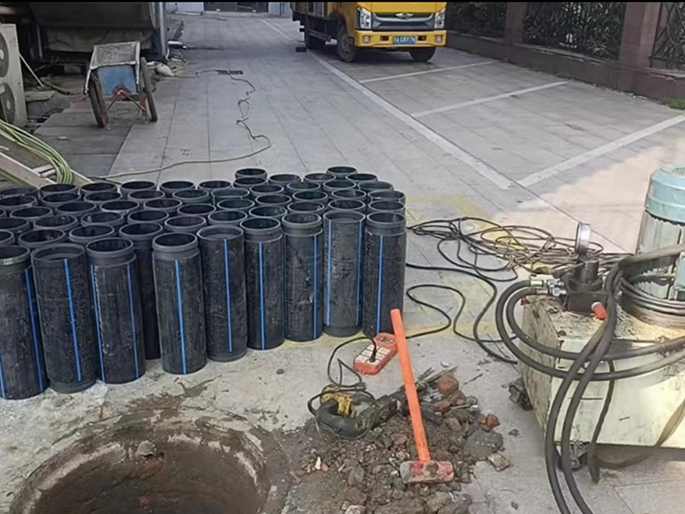 龙湖镇PE置换管厂家 DN315置换管 非开挖管短管置换